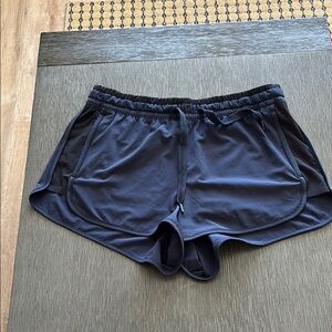 Athleta colorblocked Brooklyn Shorts Size 10